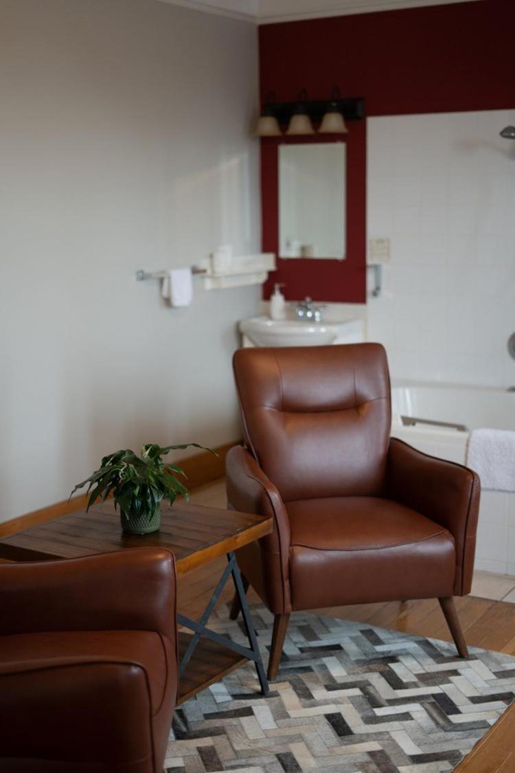 Royal Hotel Chilliwack Kültér fotó