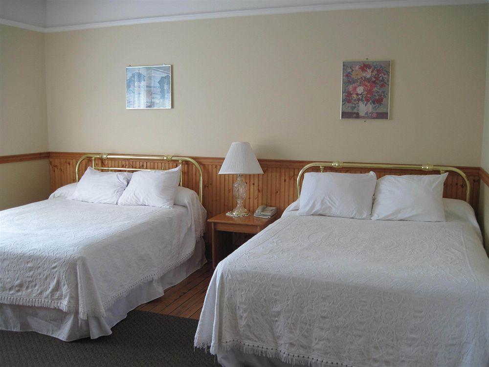 Royal Hotel Chilliwack Kültér fotó