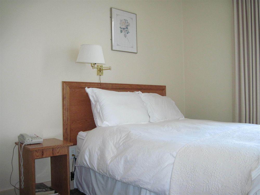 Royal Hotel Chilliwack Kültér fotó