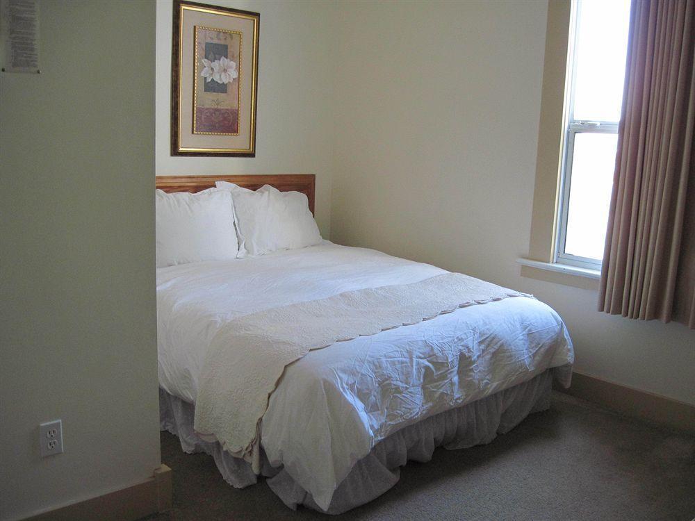 Royal Hotel Chilliwack Kültér fotó