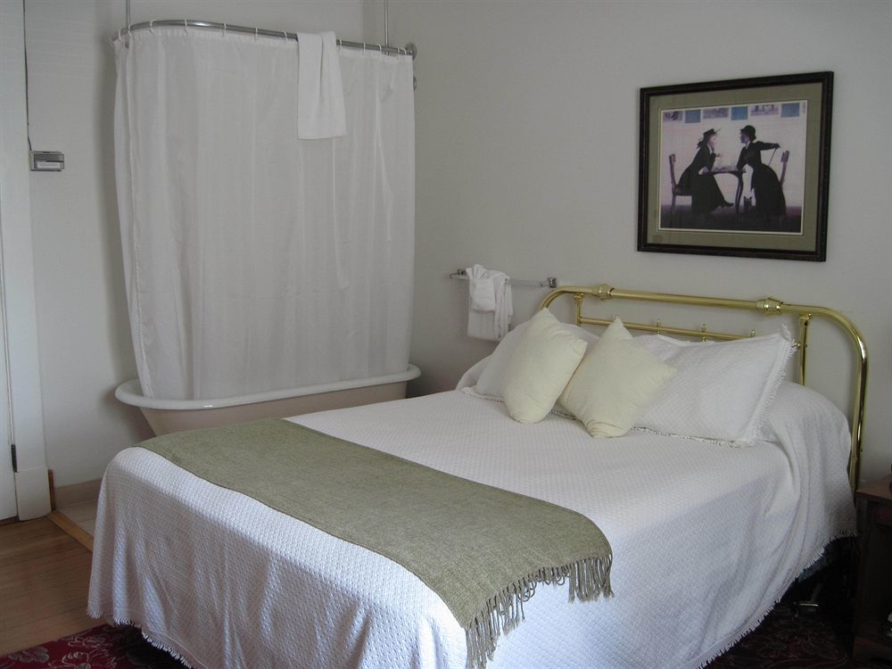 Royal Hotel Chilliwack Kültér fotó