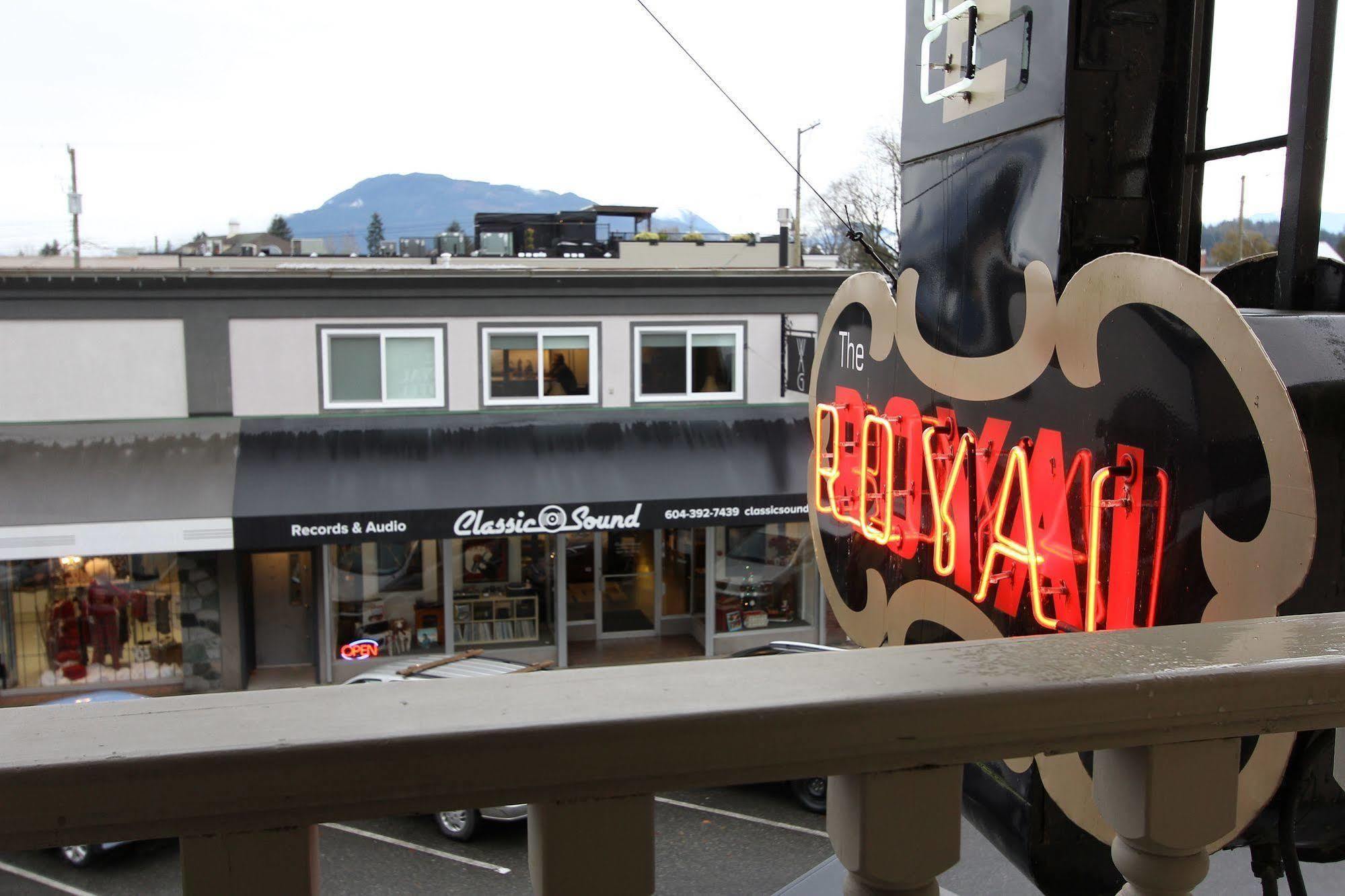 Royal Hotel Chilliwack Kültér fotó
